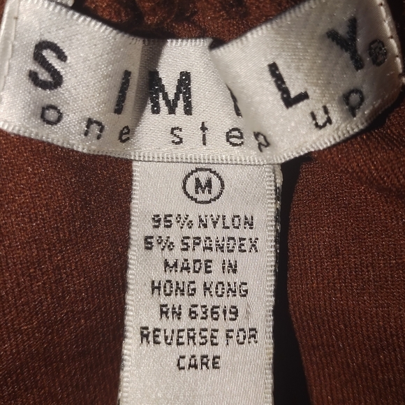 Simply One Step Up Brown Stretch Top M - Picture 2 of 3